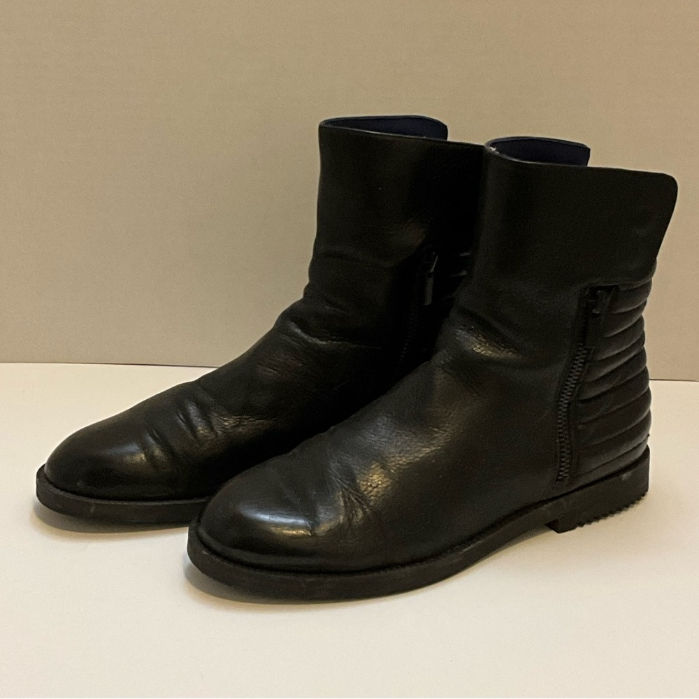 ELIE TAHARI Ankle Boots